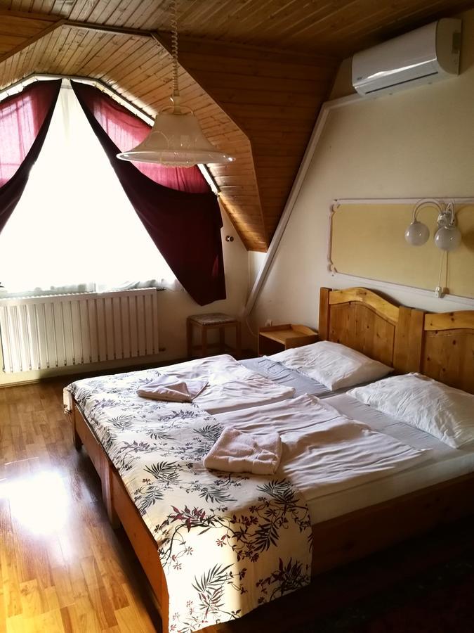Hotel Korona Hajdúszoboszló Екстериор снимка