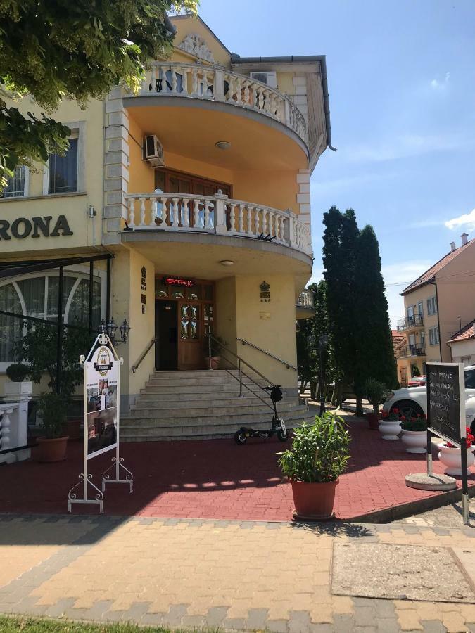 Hotel Korona Hajdúszoboszló Екстериор снимка
